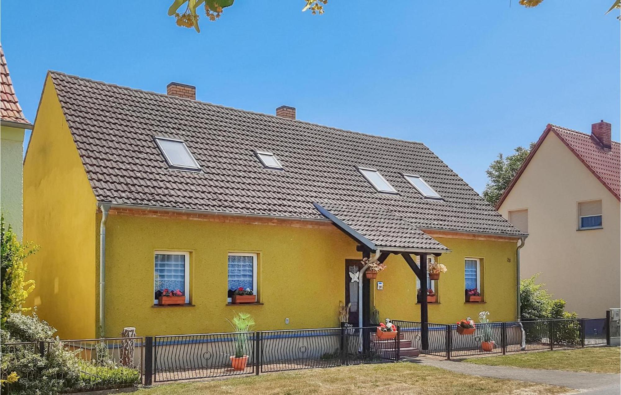 Nice Home In Neu Zauche Ot Caminche With Wifi Caminchen Extérieur photo