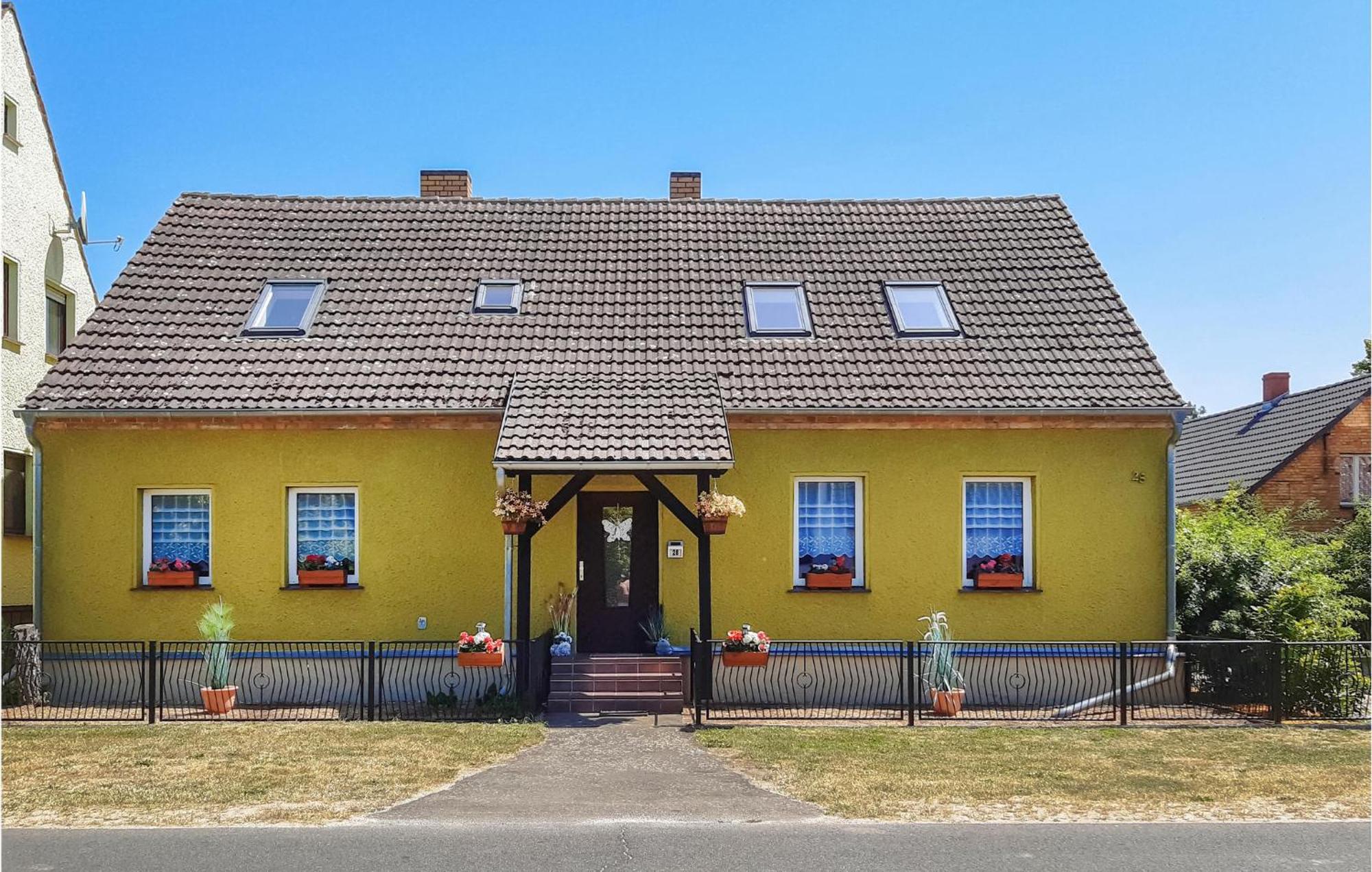 Nice Home In Neu Zauche Ot Caminche With Wifi Caminchen Extérieur photo