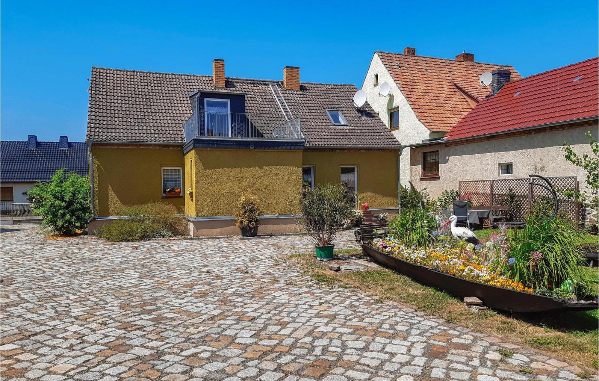 Nice Home In Neu Zauche Ot Caminche With Wifi Caminchen Extérieur photo